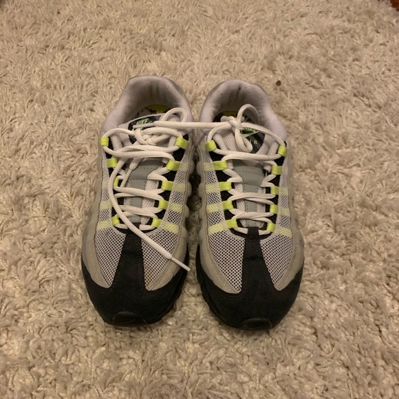 lime green black and white air max